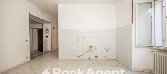 1 chambre Appartement à Guidonia Montecelio, Italy No. 203368 11