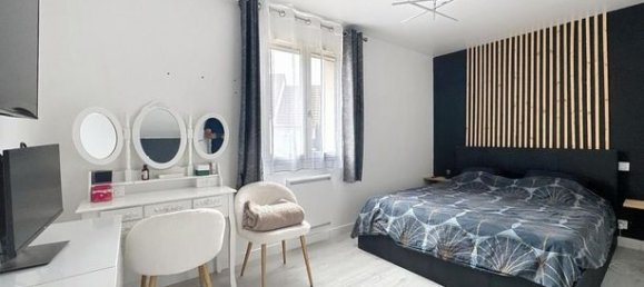 Casa de 4 dormitorios en Sarthe, France No. 304791 5