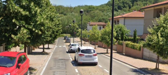 5 rooms Apartment in San Giovanni Valdarno, Italy No. 43934 2