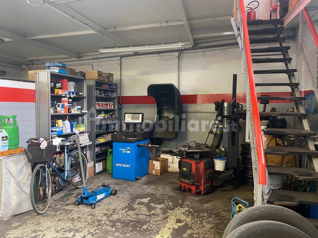 2 rooms Office in Chieri, Italy No. 89955