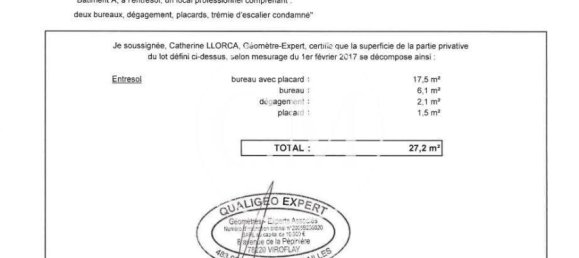 75m² Office in Versailles, France No. 149865 12