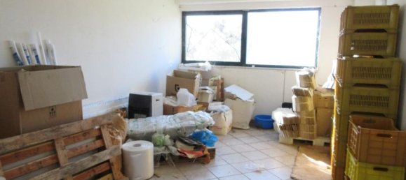 11 rooms Building in Montecalvo Irpino, Italy No. 162842 23