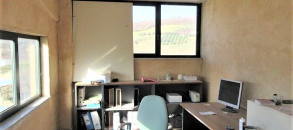 11 rooms Building in Montecalvo Irpino, Italy No. 162842 29