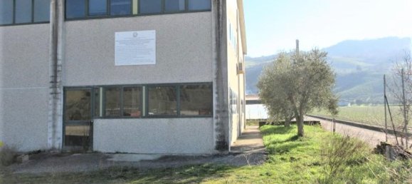 11 rooms Building in Montecalvo Irpino, Italy No. 162842 37
