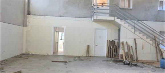 11 rooms Building in Montecalvo Irpino, Italy No. 162842 2
