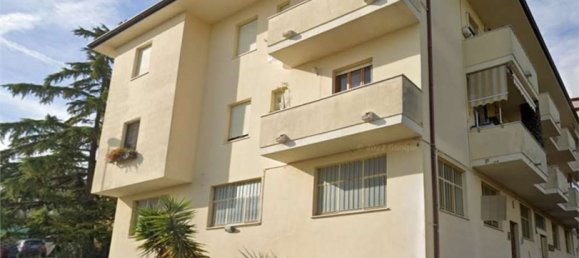 7 rooms Apartment in Monte Urano, Italy No. 212023 4