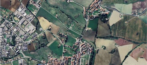 7 rooms Apartment in Monte Urano, Italy No. 212023 15