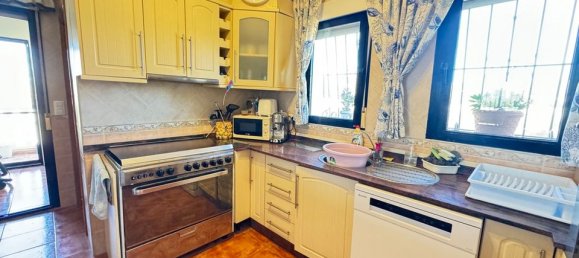 3 bedrooms House in Torremendo, Spain No. 185194 16