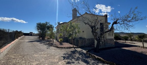 3 bedrooms House in Torremendo, Spain No. 185194 10