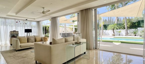 5 bedrooms House in Marbella, Spain No. 154265 9