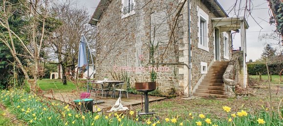 Дом с 4 спальнями в Тивье, Франция № 107618 9