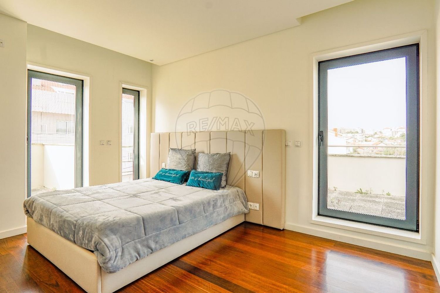 4 bedrooms House in Vila Nova de Gaia, Portugal No. 18870