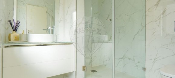 4 bedrooms House in Vila Nova de Gaia, Portugal No. 18870 8