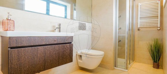 4 bedrooms House in Vila Nova de Gaia, Portugal No. 18870 5