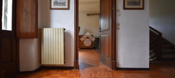 4 bedrooms Villa in Calestano, Italy No. 212880 18