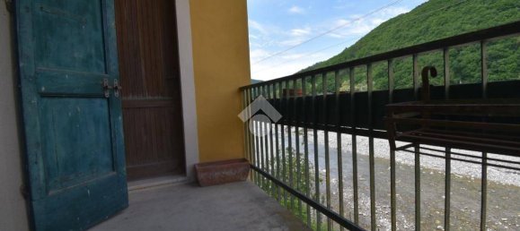 4 bedrooms Villa in Calestano, Italy No. 212880 12