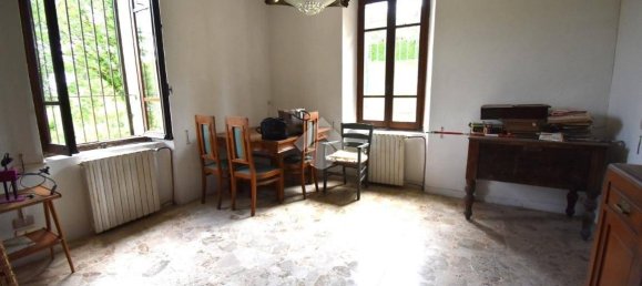 4 bedrooms Villa in Calestano, Italy No. 212880 9