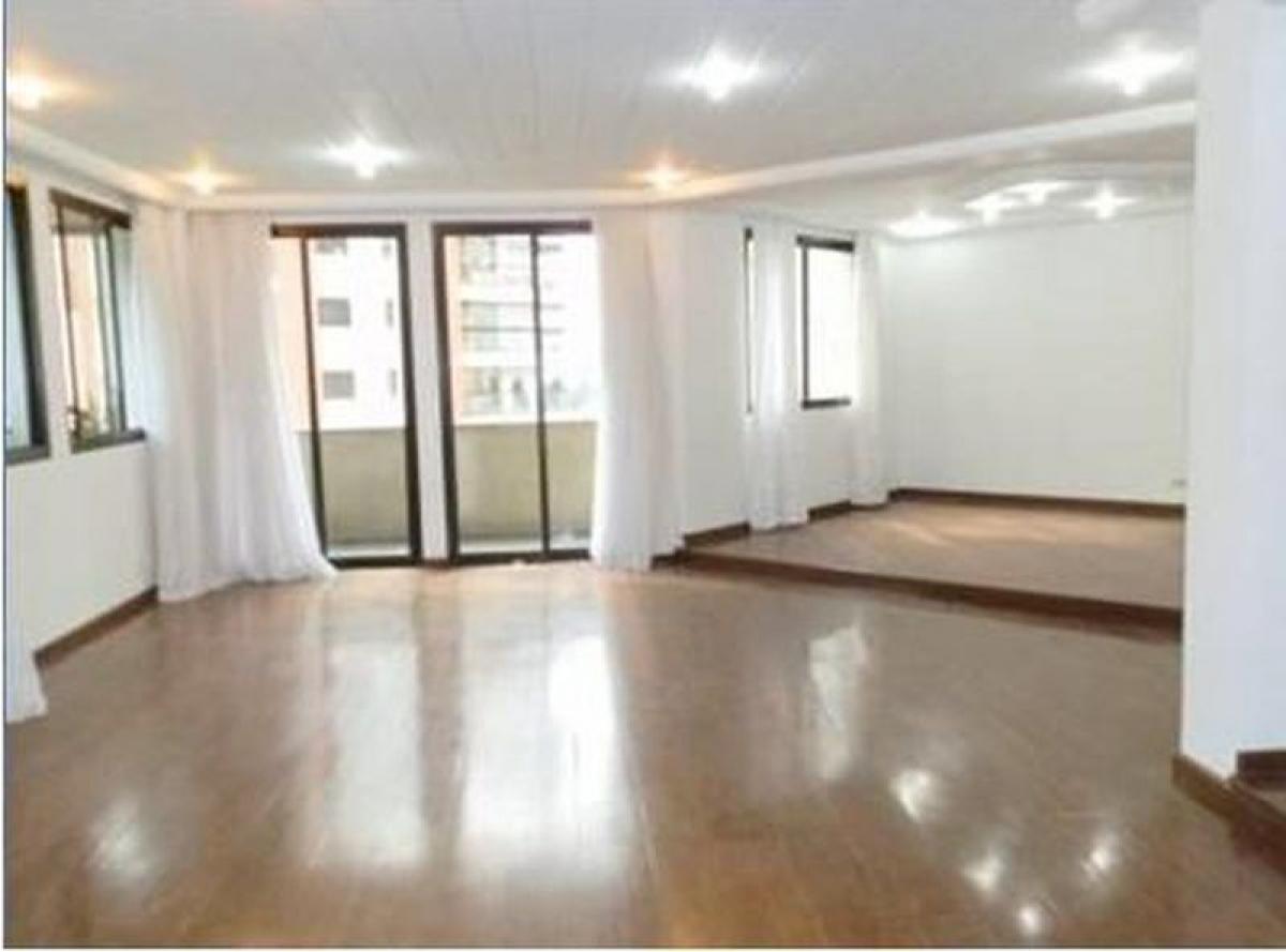 3 bedrooms Apartment in Sao Paulo, Brazil No. 594377