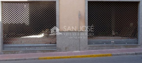 116m² Commercial property in Aspe, Spain No. 91916 5