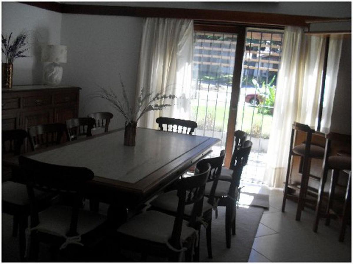 4 bedrooms House in Maldonado, Uruguay No. 12165