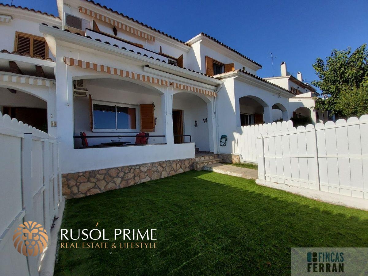 Casa de 4 dormitorios en Coma-Ruga, Spain No. 225