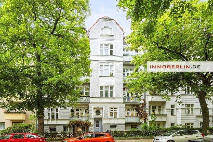 5 rooms Apartment in Steglitz, Germany No. 351426