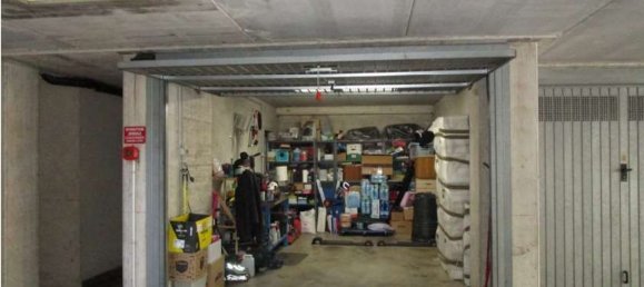 4 rooms Apartment in Carate Brianza, Italy No. 5339 36