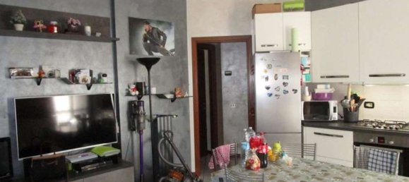 4 rooms Apartment in Carate Brianza, Italy No. 5339 4