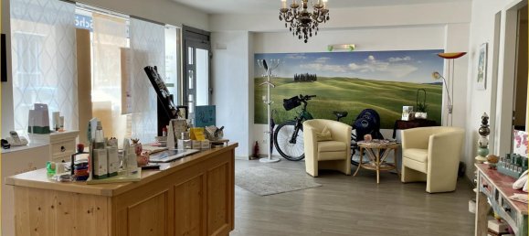 10-salle Bâtiment à Erding, Germany No. 167108 11