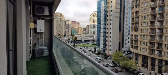 3 bedrooms Apartment in Nasimi, Azerbaijan No. 1398 3