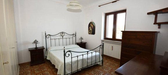5 rooms House in Cisternino, Italy No. 35466 11