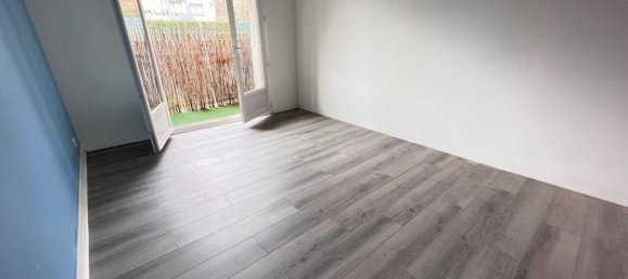 2 chambres Appartement à Garches, France No. 187626 3