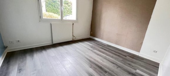 2 chambres Appartement à Garches, France No. 187626 4