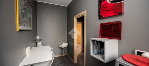 4 bedrooms Apartment in Milan, Italy No. 362700 31