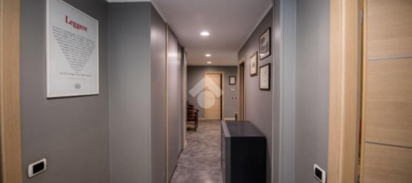 4 bedrooms Apartment in Milan, Italy No. 362700 7