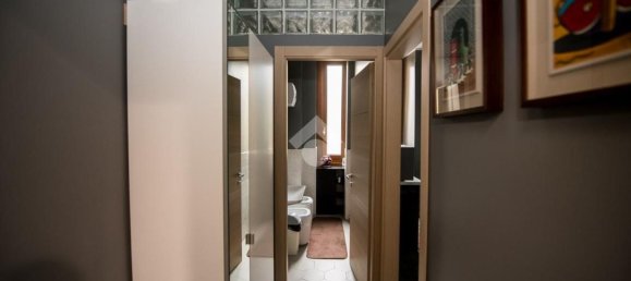 4 bedrooms Apartment in Milan, Italy No. 362700 29