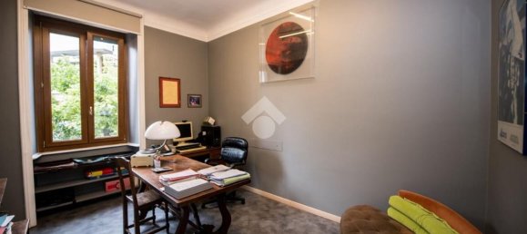 4 bedrooms Apartment in Milan, Italy No. 362700 10