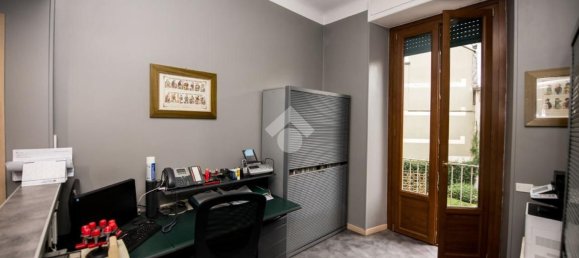 4 bedrooms Apartment in Milan, Italy No. 362700 25