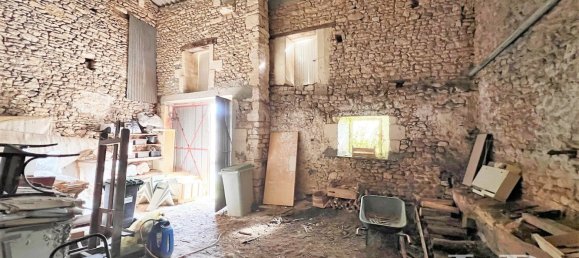  موقف سيارات في Charente-Maritime, France 53متر مربع رقم 282294 3