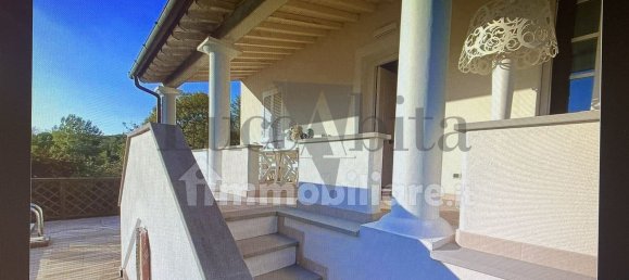 6 rooms Villa in Lucca, Italy No. 310655 5