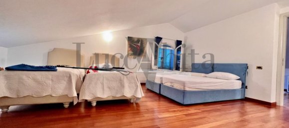 6 rooms Villa in Lucca, Italy No. 310655 12