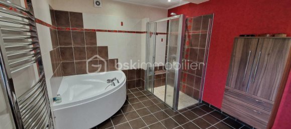 Casa de 4 dormitorios en Thibie, France No. 64382 5