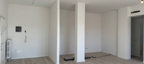 3 bedrooms Apartment in Bergamo, Italy No. 113153 3