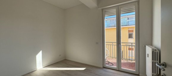 3 bedrooms Apartment in Bergamo, Italy No. 113153 12