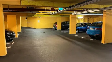  مرآب في Penzing, Austria رقم 215943