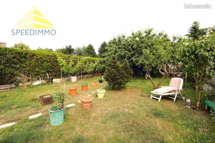 3 bedrooms House in Mandres-les-Roses, France No. 282270