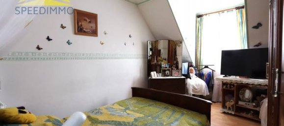 3 bedrooms House in Mandres-les-Roses, France No. 282270 7