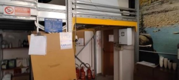 292m² Warehouse in San Giovanni in Persiceto, Italy No. 359064 16