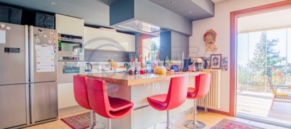 3 bedrooms Apartment in Trieste, Italy No. 53880 8