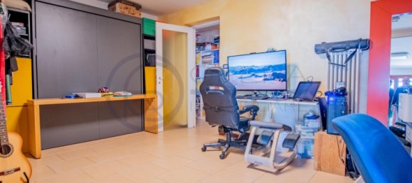 3 bedrooms Apartment in Trieste, Italy No. 53880 12